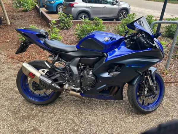 2023 Yamaha YZF R7 - €8,499 · Bidding (1/1)