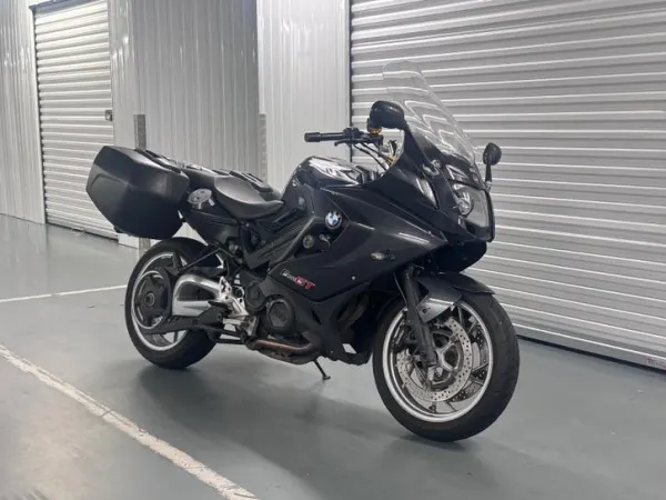 2014 BMW F800 GT met LeoVince | Hoog Scherm | koffers! - € 4.800 · Bieden (1/1)