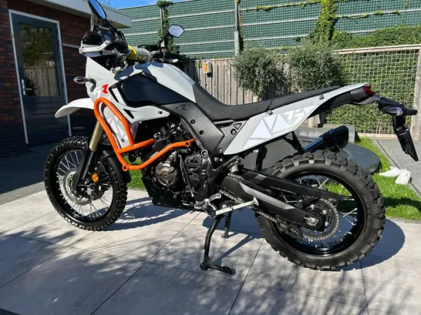 2020 Yamaha Tenere 700 Zwart/Grijs 2020-lage km-Veel extra’s - € 9.950 (1/1)