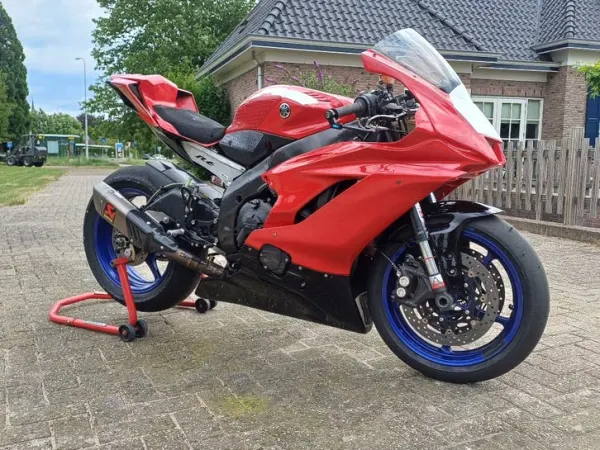 2017 Yamaha Motoren - €11,000 · Bidding (1/1)