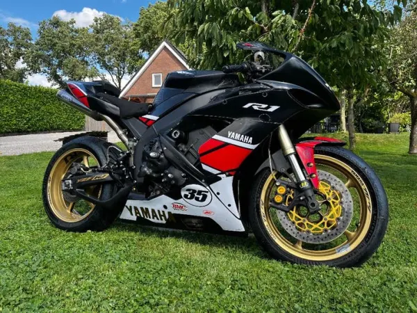 2008 Yamaha Motoren - € 6.494 (1/1)