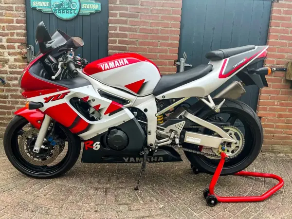 2000 Yamaha YZF-R6 - € 1.650 (1/1)