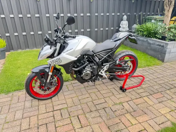 Year unknown Suzuki GSX-8S - €8,999 · Bidding (1/1)