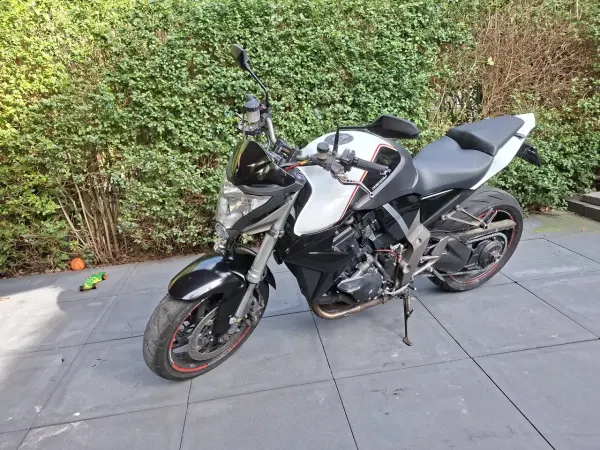 2009 Honda CB 1000 - € 4.250 (1/1)