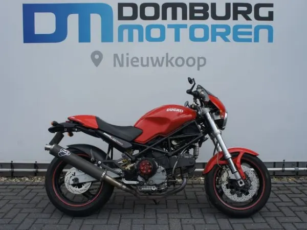 2001 Ducati M 900 I.E. (bj 2001) 32.275 mls - €3,290 · Bidding (1/1)