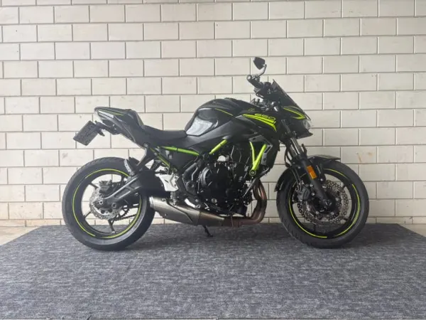 2020 Kawasaki Z 650 - €6,149 (1/1)