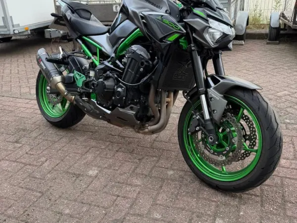 2023 Kawasaki Z900, 2023, Akrapovic, 92KW, abs, Tractioncontrol - € 9.250 (1/1)