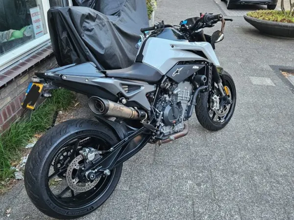 2023 KTM 790 Duke - € 6.900 · Bieden (1/1)