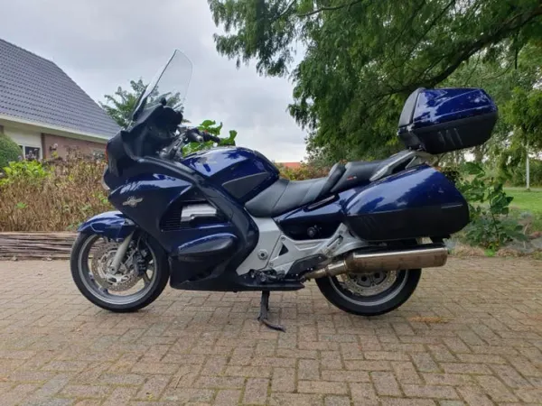 Bouwjaar onbekend Honda Pan European ST 1300 uit 2006-Topstaat! - € 3.500 · Bieden (1/1)