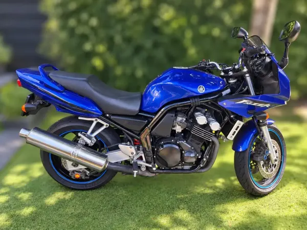 2002 Yamaha FZS 600 - € 2.200 (1/1)
