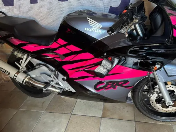 1993 Honda CBR 600 F - Bieden (1/1)