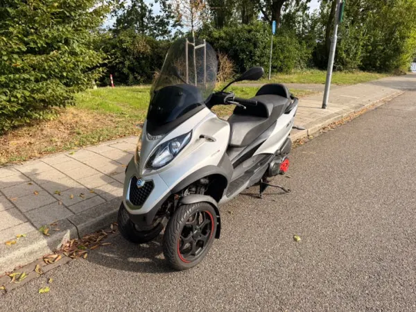 Bouwjaar onbekend Piaggio MP3 500 - € 6.550 (1/1)