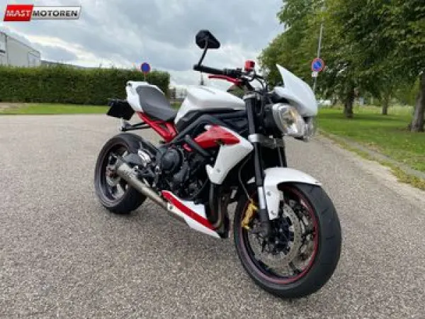 2014 Triumph Street Triple R ABS - €5,699 · Bidding (1/1)