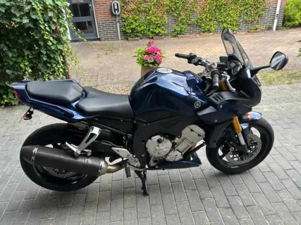2006 Yamaha FZ1 Fazer-Sportieve Toermotor - € 2.795 (1/1)