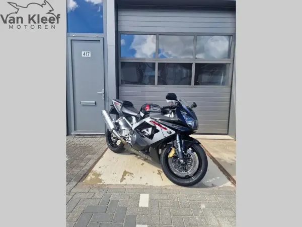 2006 Honda CBR 900 - € 3.750 (1/1)