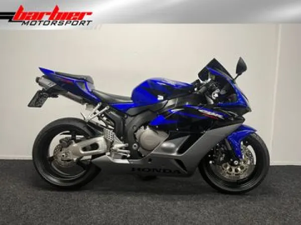 2005 Honda CBR 1000 RR Fireblade - € 5.990 (1/1)