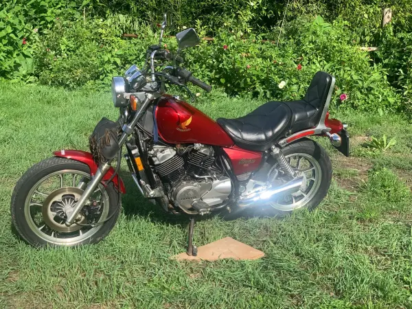 1986 Honda Shadow 600 - € 1.300 (1/1)
