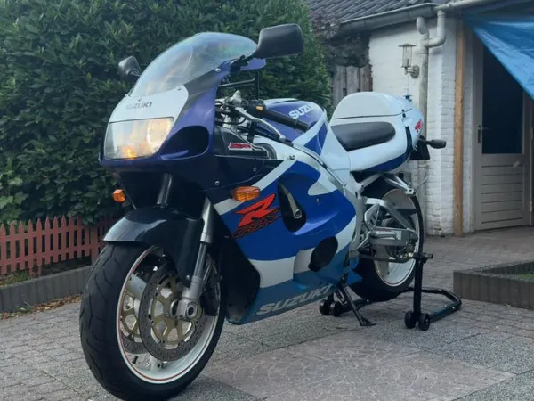 Bouwjaar onbekend Suzuki Gsxr 750 Srad (1999) - Gereserveerd (1/1)