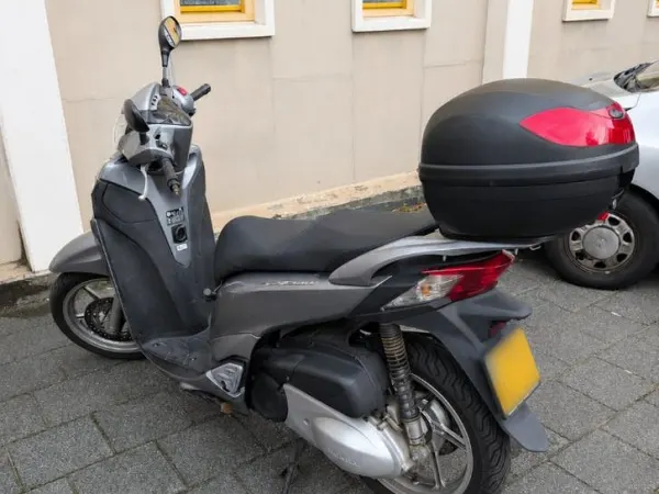 2014 Honda SH 300 - €2,350 (1/1)