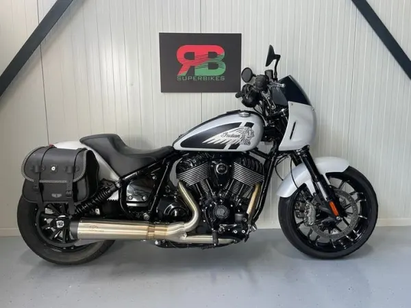2024 Indian Tour 116 Sport Chief 24 Maanden Garantie Inruil Mogelijk - Reserved (1/1)