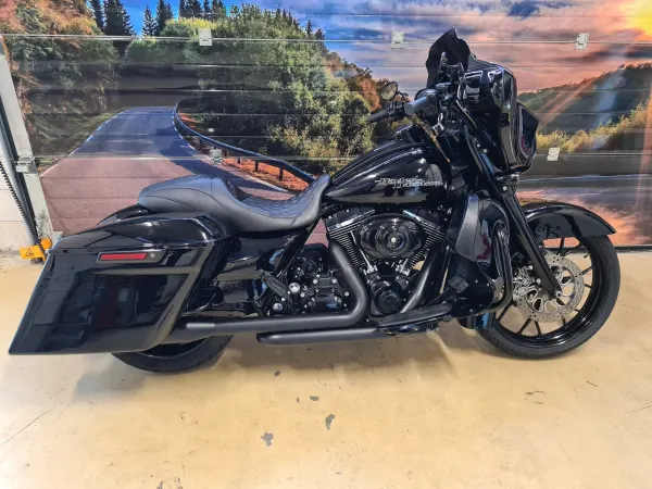 2010 Harley-Davidson Street Glide FLHX - €13,950 (1/1)