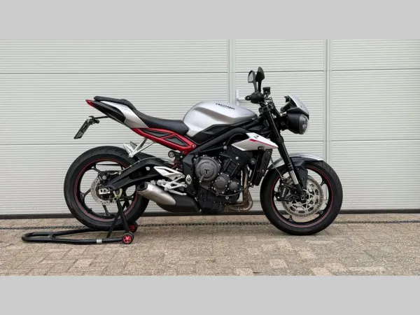 2017 Triumph Speed Triple - €6,950 (1/1)