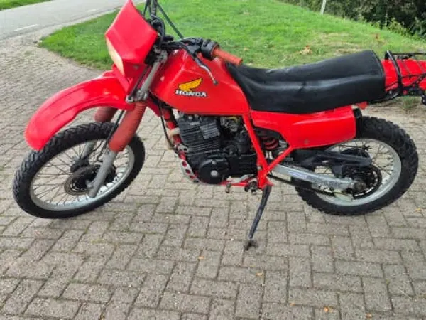 1985 Honda XL 600 R - € 2.450 · Bieden (1/1)