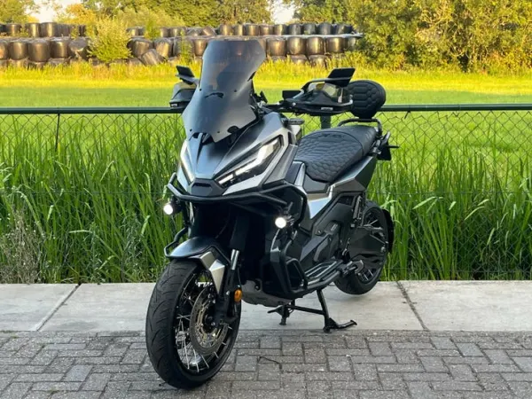 2022 Honda X-ADV - €14,500 (1/1)