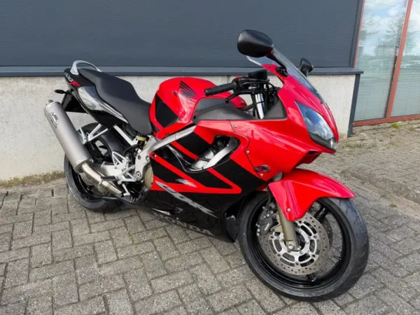 2007 Honda CBR 600 F - € 3.949 (1/1)