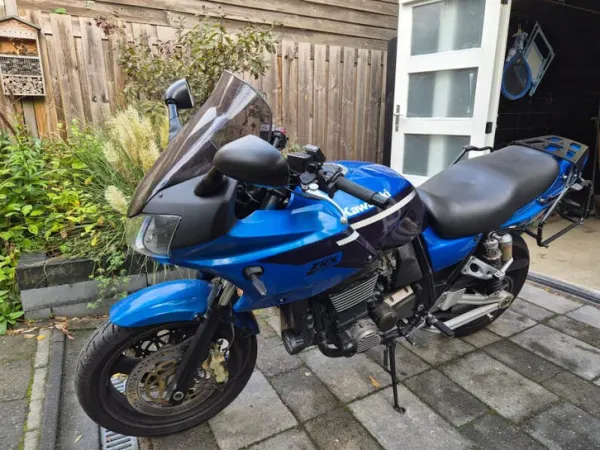 Bouwjaar onbekend Kawasaki ZRX 1200 S-Toermotor met Sportieve Looks - € 2.850 · Bieden (1/1)