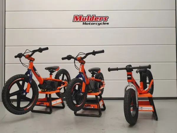 2025 KTM SX-E 1.12 en 16 (bj 2025) - € 1.108 · Bieden (1/1)