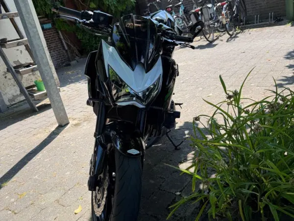 2016 Kawasaki Z 800 - €6,700 · Bidding (1/1)