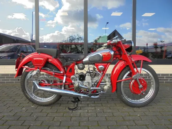 Bouwjaar onbekend Moto Guzzi Airone - € 13.999 (1/1)