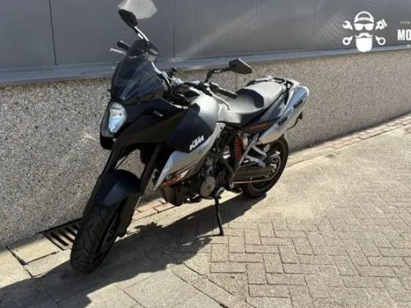 2009 KTM 990 SMT LC8 | Zeer Nette Staat | 36.721 km - €4,950 · Bidding (1/1)