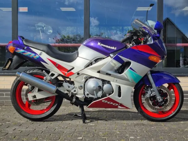 1994 Kawasaki ZZR 600 - €1,999 (1/1)