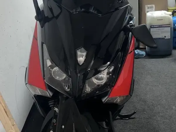 2013 Yamaha Tmax 530 - €7,250 (1/1)