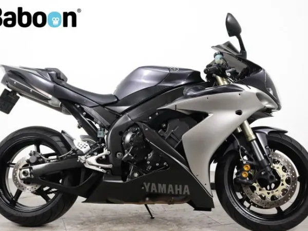 2004 Yamaha YZF R1 - € 3.750 (1/1)