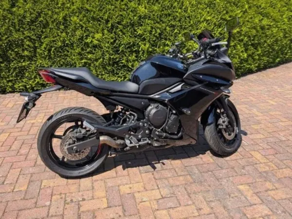 2013 Yamaha XJ 6 - €4,399 · Bidding (1/1)