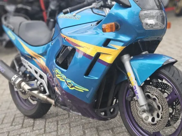 Bouwjaar onbekend Suzuki GSX 600 - € 550 · Bieden (1/1)