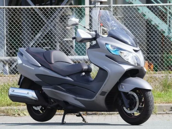 2015 Suzuki Burgman 400 - €2,995 · Bidding (1/1)