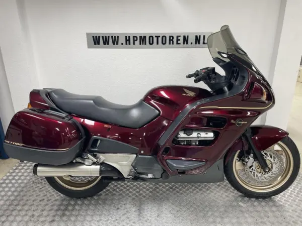 1999 Honda ST 1100 Pan European Bovaggarantie 1e Eigenaar ! - € 2.450 (1/1)