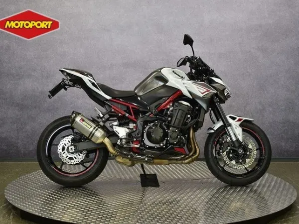 2022 Kawasaki Z 900 - € 9.299 (1/1)