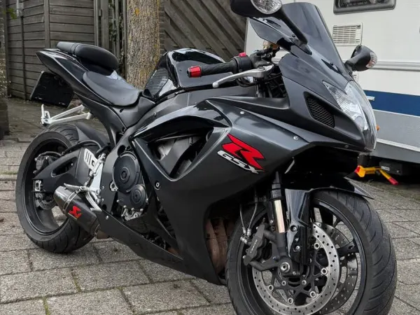 2006 Suzuki GSX-R 750 - € 7.000 · Bieden (1/1)