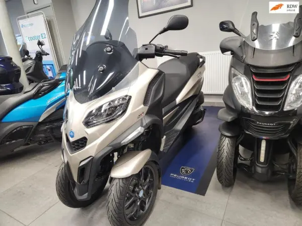2023 Piaggio MP3 400 - €9,500 (1/1)