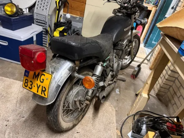 1982 Suzuki GN 400 - € 650 · Bieden (1/1)