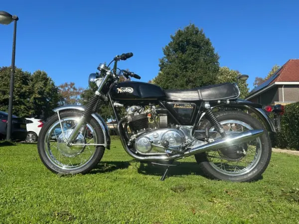 1972 Norton Commando 750cc 1972 - € 8.950 (1/1)