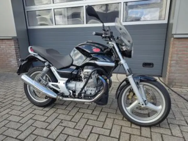 2008 Moto Guzzi Breva 750 - € 2.450 (1/1)