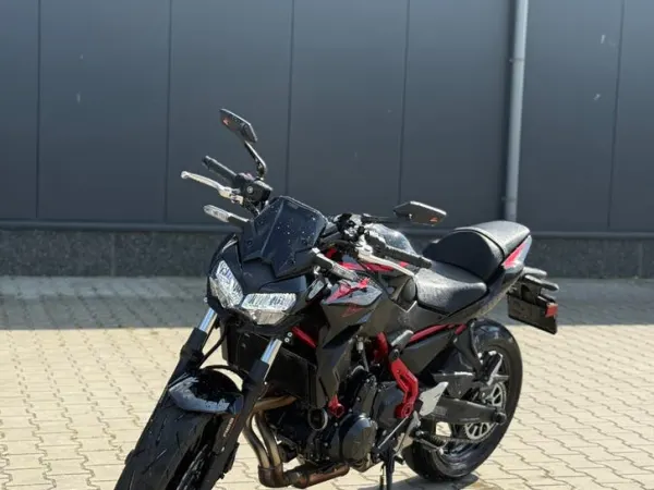 Year unknown Kawasaki Z650 - €7,200 · Bidding (1/1)