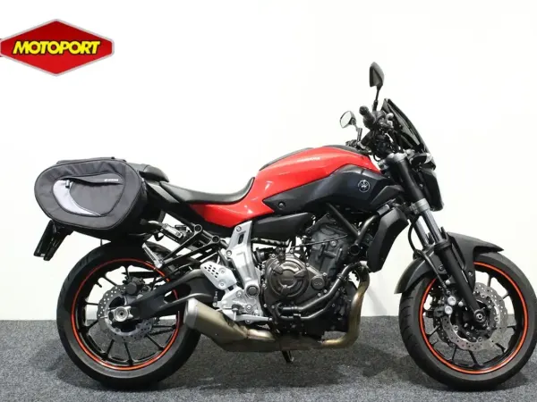 2015 Yamaha MT-07 - € 5.995 (1/1)