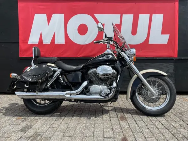 2001 Honda Shadow 750 - € 3.999 (1/1)